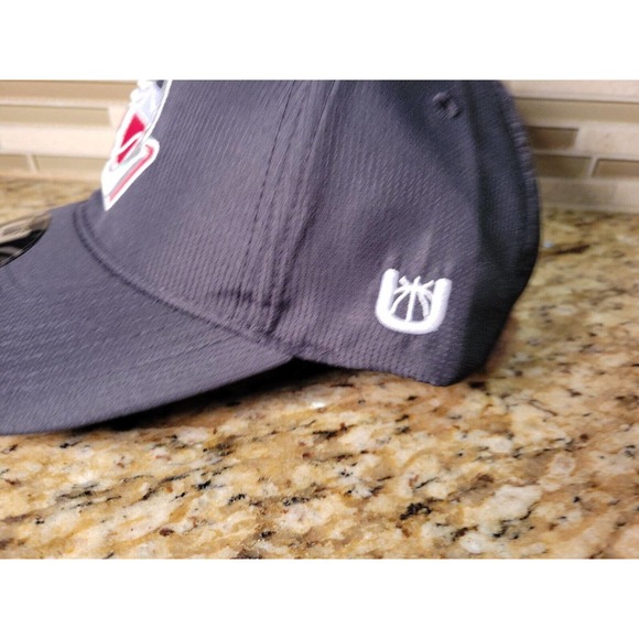 Los Angeles Lakers Hat Ultra Game Cap Adjustable LA NBA Basketball Black - Picture 4 of 16